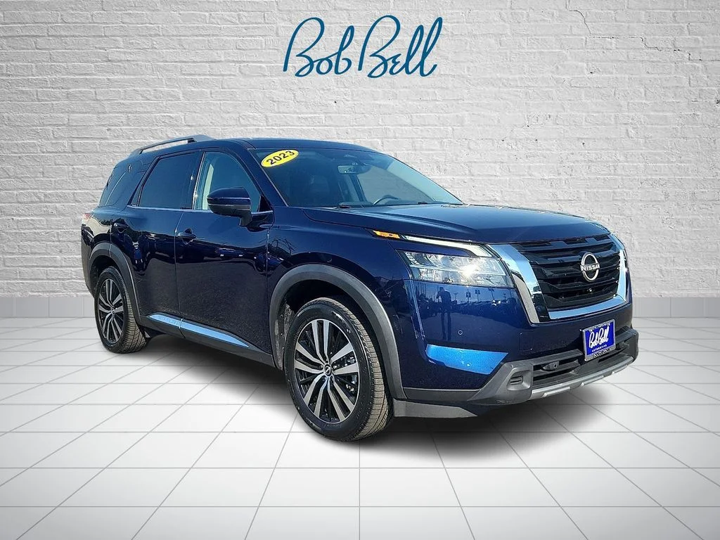 Used 2023 Blue Nissan Platinum image 1