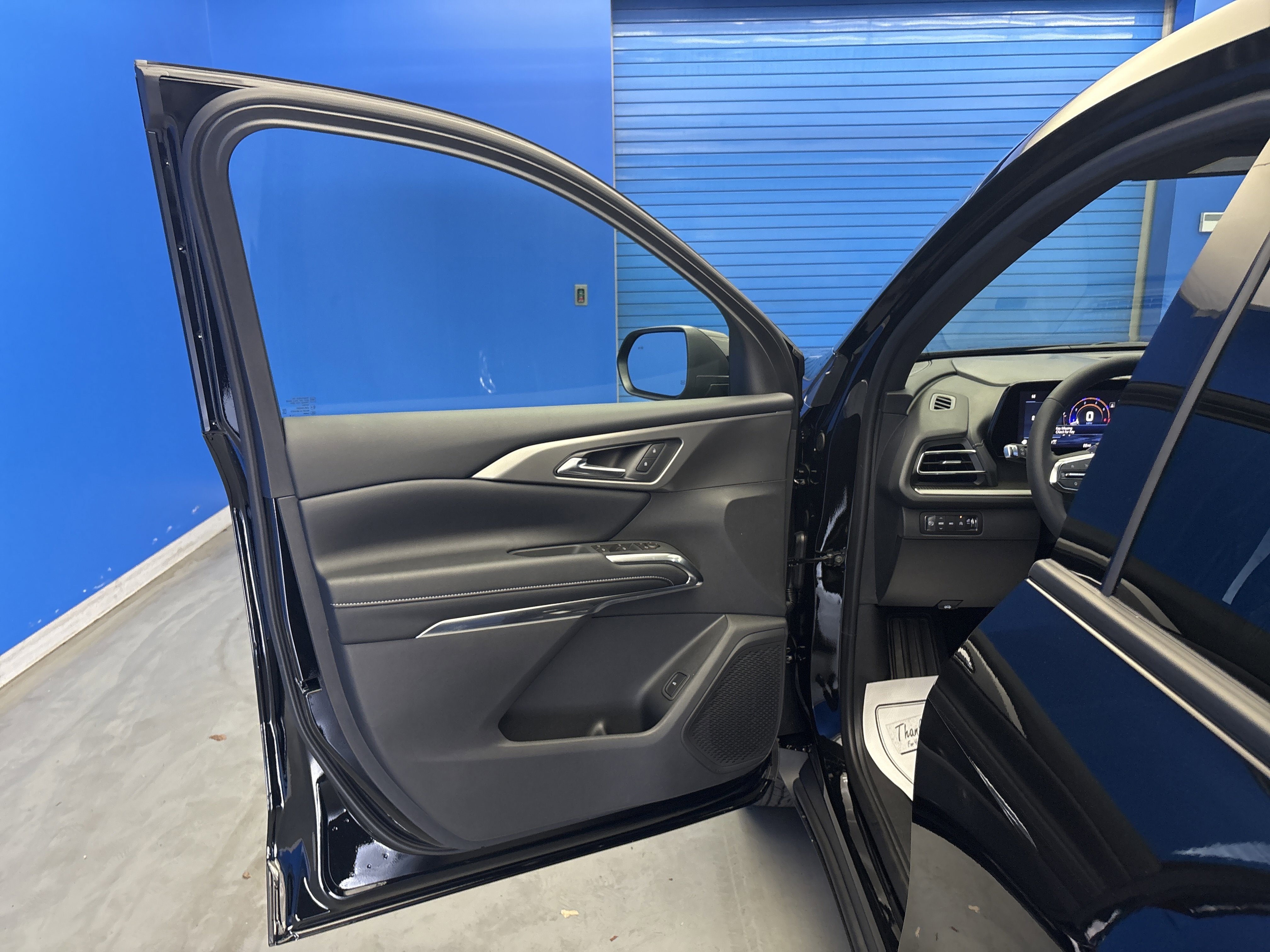 New 2026 Mosaic Black Metallic Chevrolet LT image 9