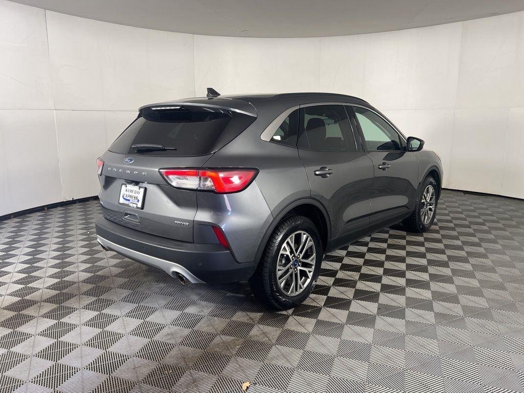 Used 2022 Gray Metallic Ford SEL image 9