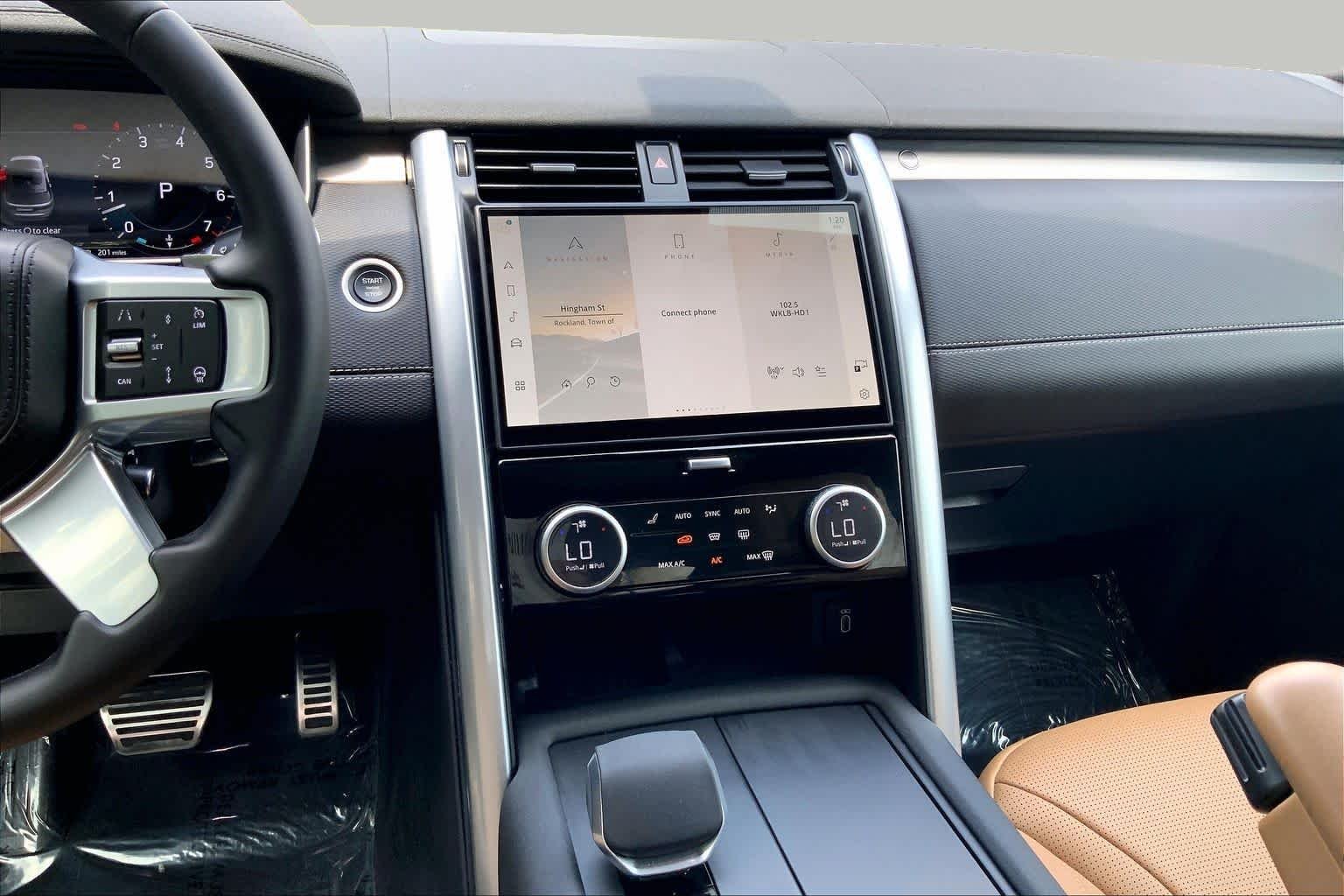 Pre-Owned 2026 Land Rover Discovery Gemini Edition