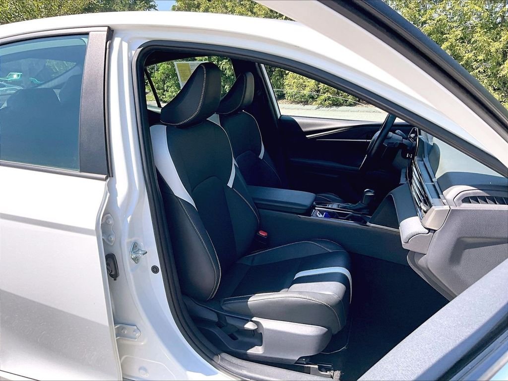Used 2025 White Toyota SE image 11