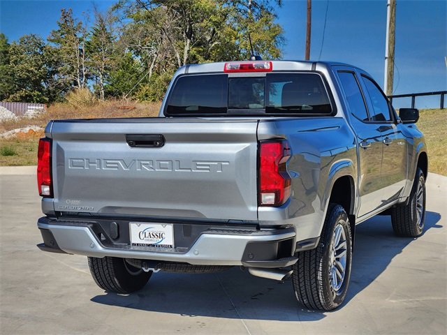 2025 Chevrolet Colorado Work Truck LT photo 4