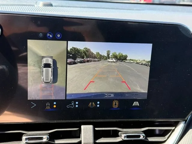 New 2027 Lakeshore Blue Metallic Chevrolet LT image 15
