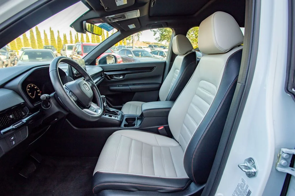 2024 Honda CR-V Sport Touring - Photo 29