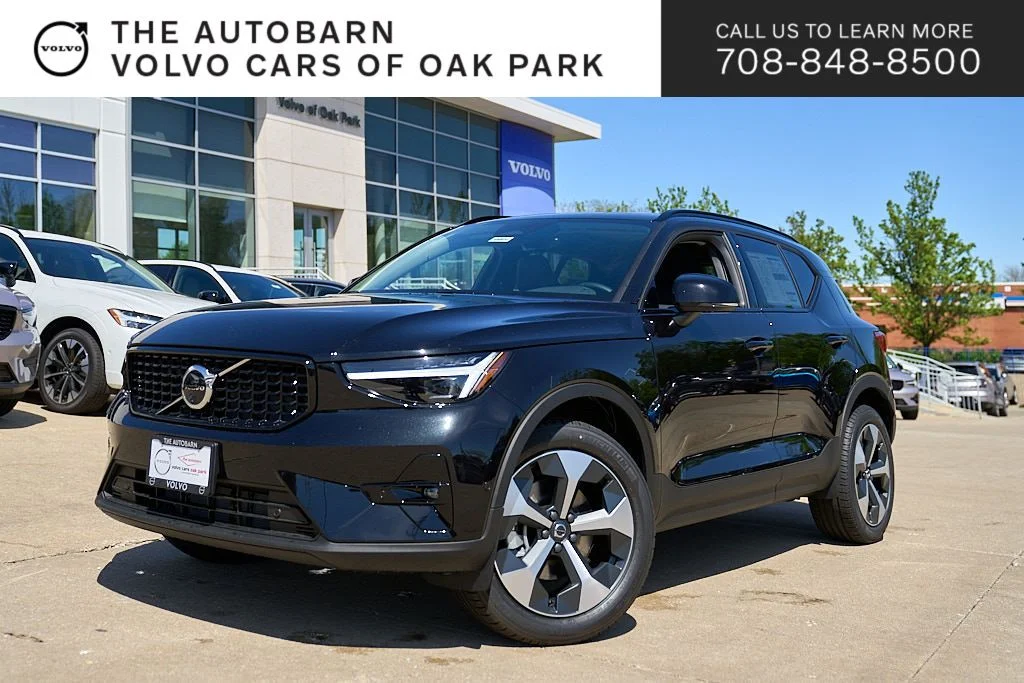 2026 Volvo XC40 B5 Plus Dark AWD's photo