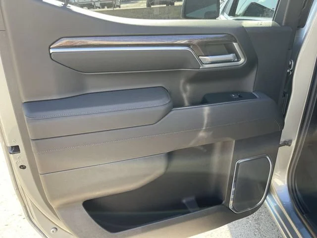 2026 Chevrolet Silverado 1500 LTZ - Photo 12