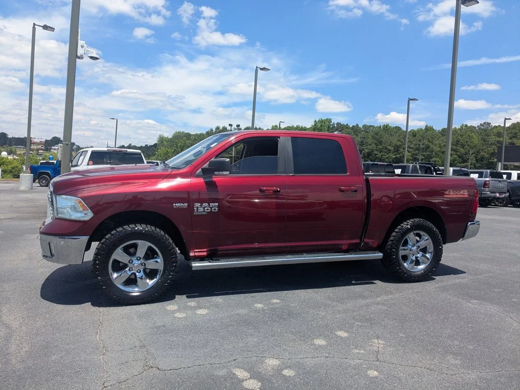 Used 2019 Delmonico Red Pearlcoat Ram Lone Star image 8