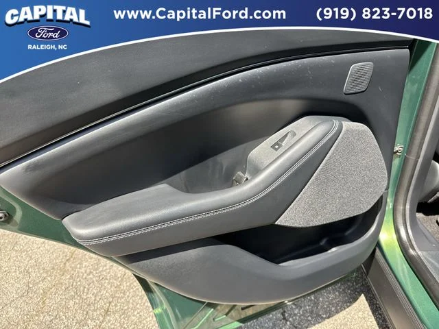 Used 2025 Green Ford Premium image 17