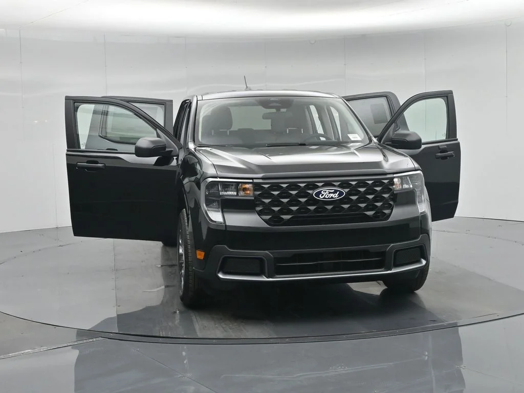 New 2026 Black Ford XLT image 26