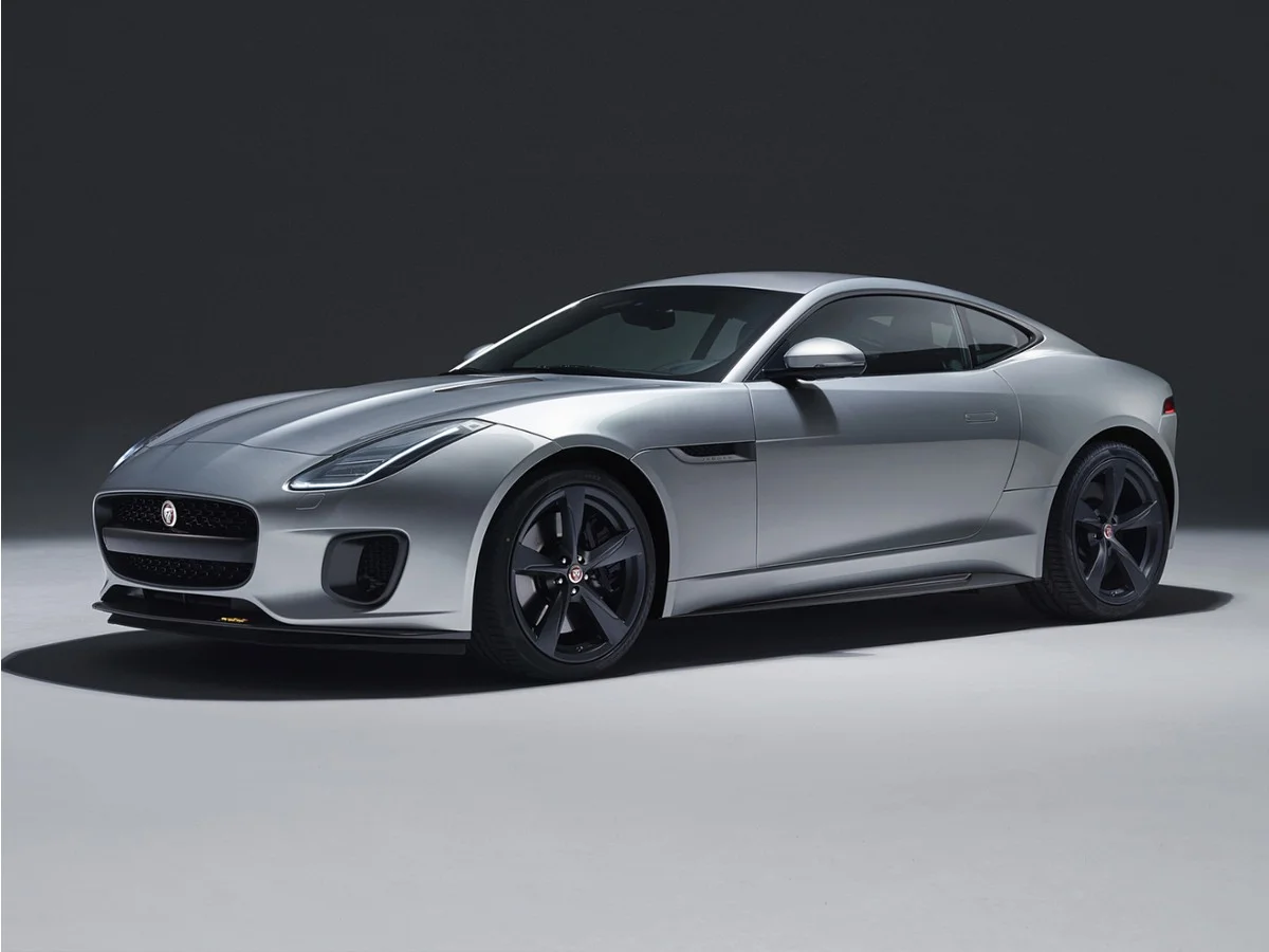 Used 2019 Red Jaguar P340 image 1