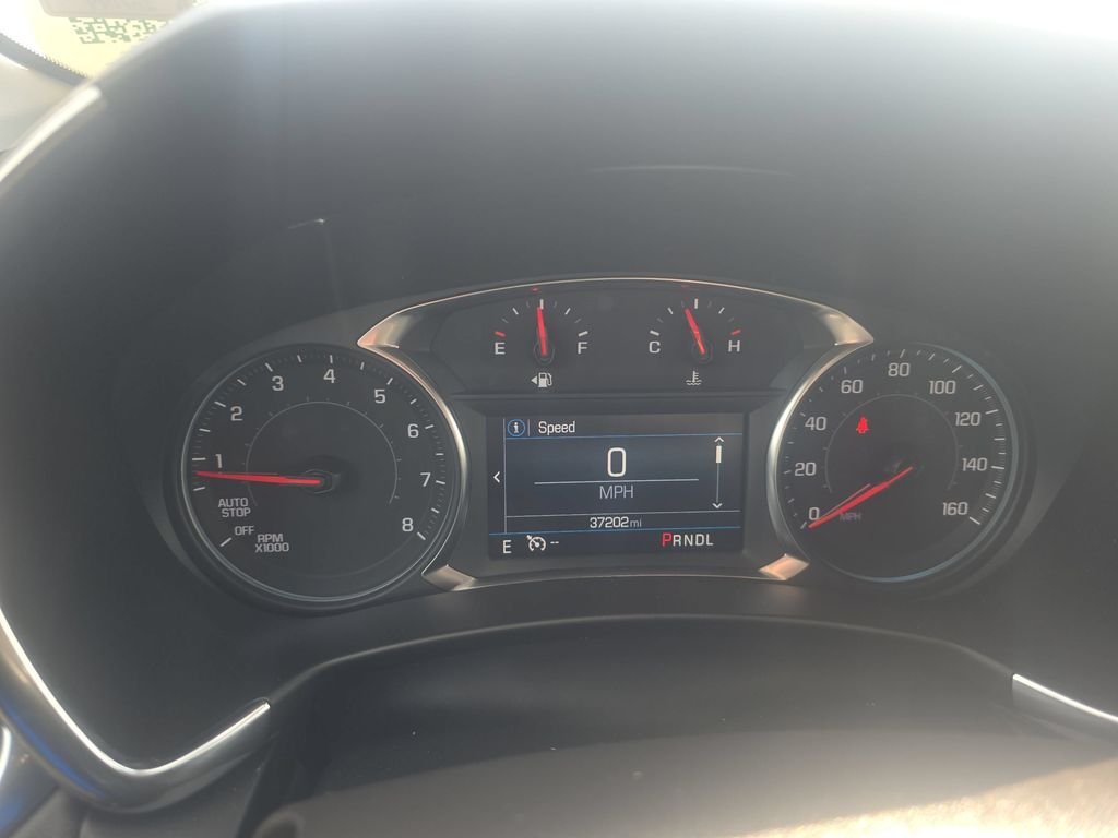 Used 2024 Lakeshore Blue Metallic Chevrolet LT image 13