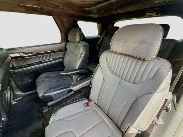 Used 2025 Black Hyundai Calligraphy Night Edition image 28