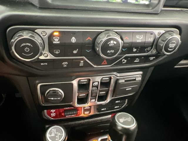 Used 2022 White Jeep Rubicon 392 4x4 image 25