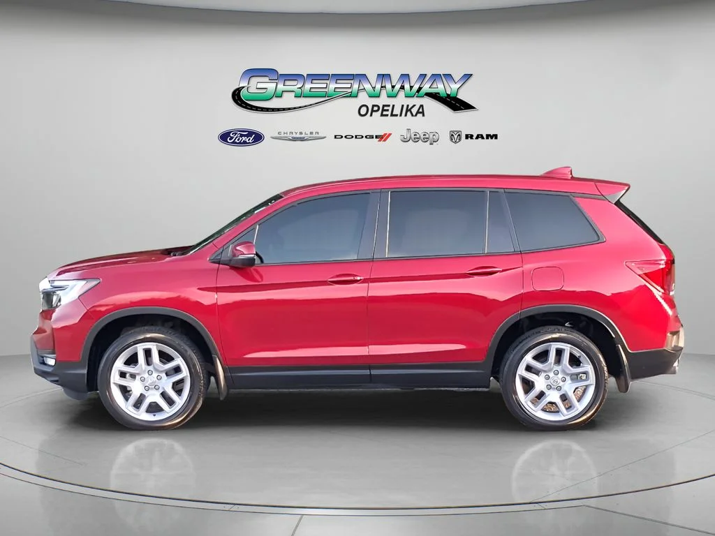 Used 2024 Radiant Red Metallic II Honda EX-L image 4