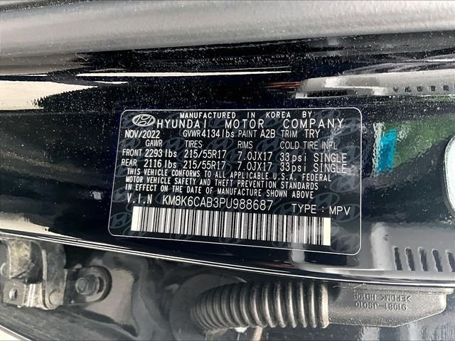 Used 2023 Black Hyundai SEL image 9