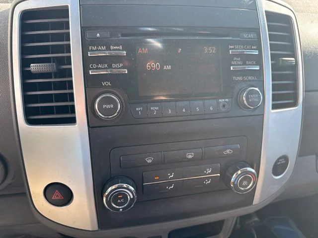 Used 2013 Blue Nissan Desert Runner image 3