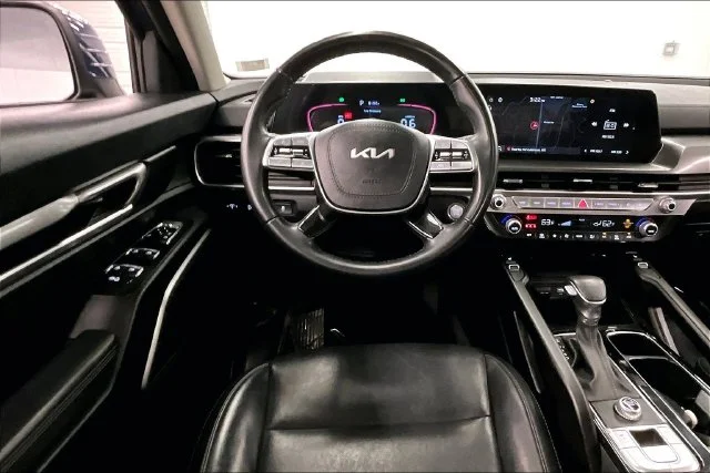 Used 2025 Midnight Lake Blue Kia S image 6