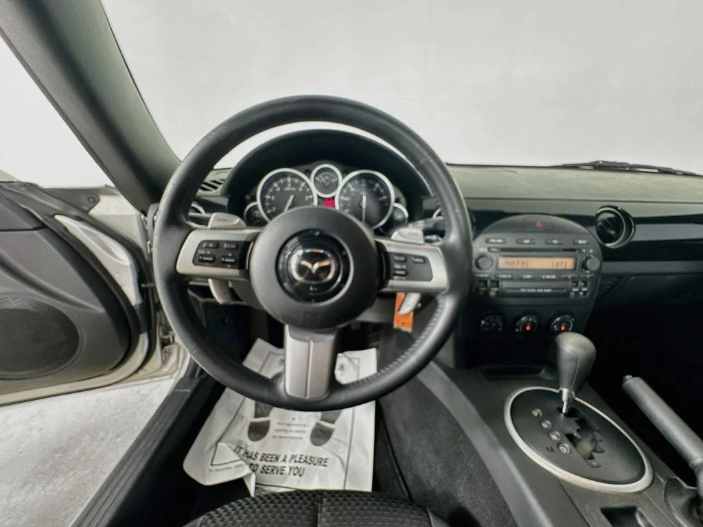 Used 2007 Silver Mazda Sport image 24