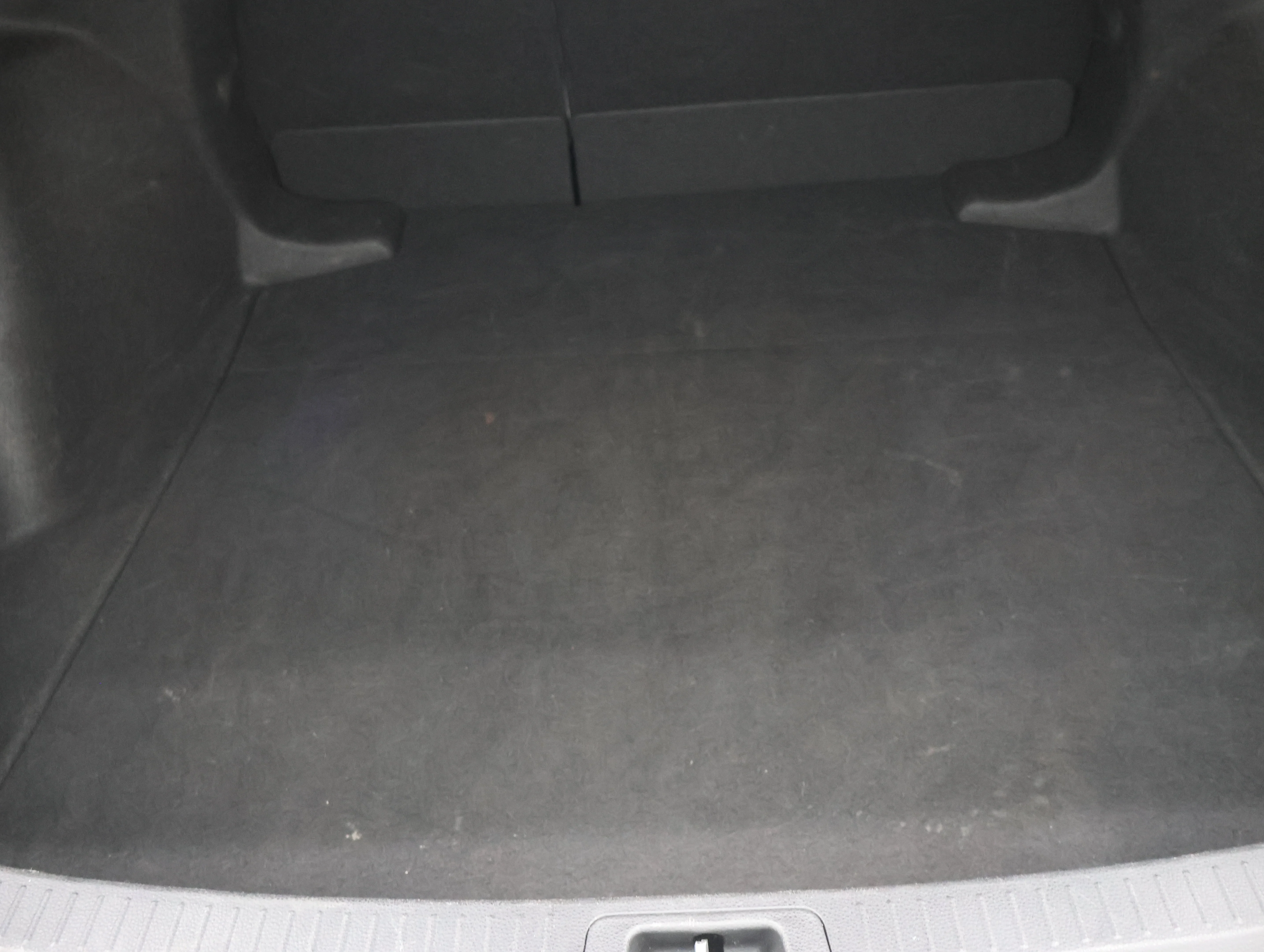 Used 2024 Ice Cap Toyota LE image 26