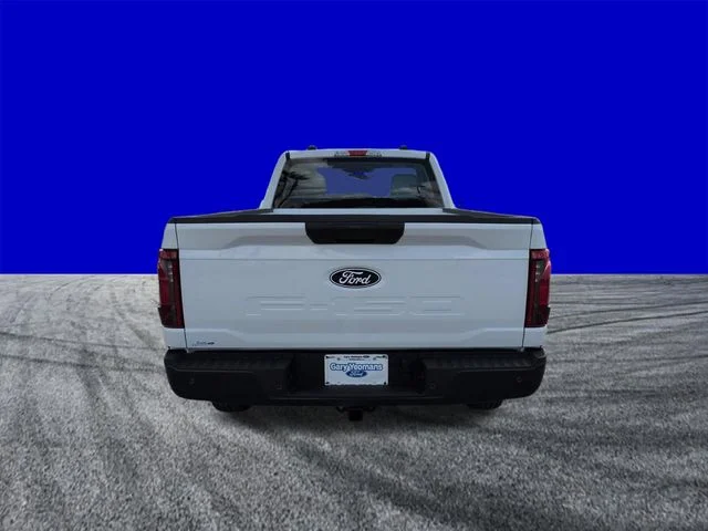 New 2026 Oxford White Ford XL image 5