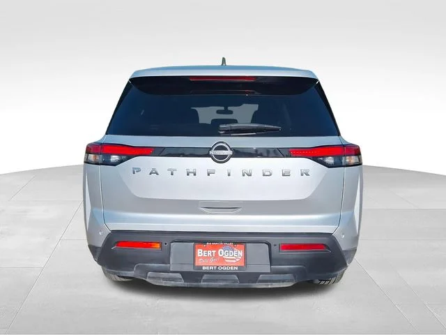 Used 2025 Silver Nissan S image 6