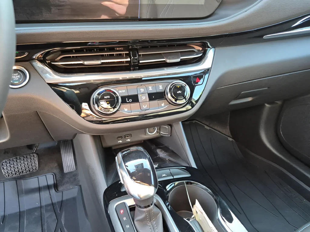 New 2026 Buick Envista Sport Touring, photo 27