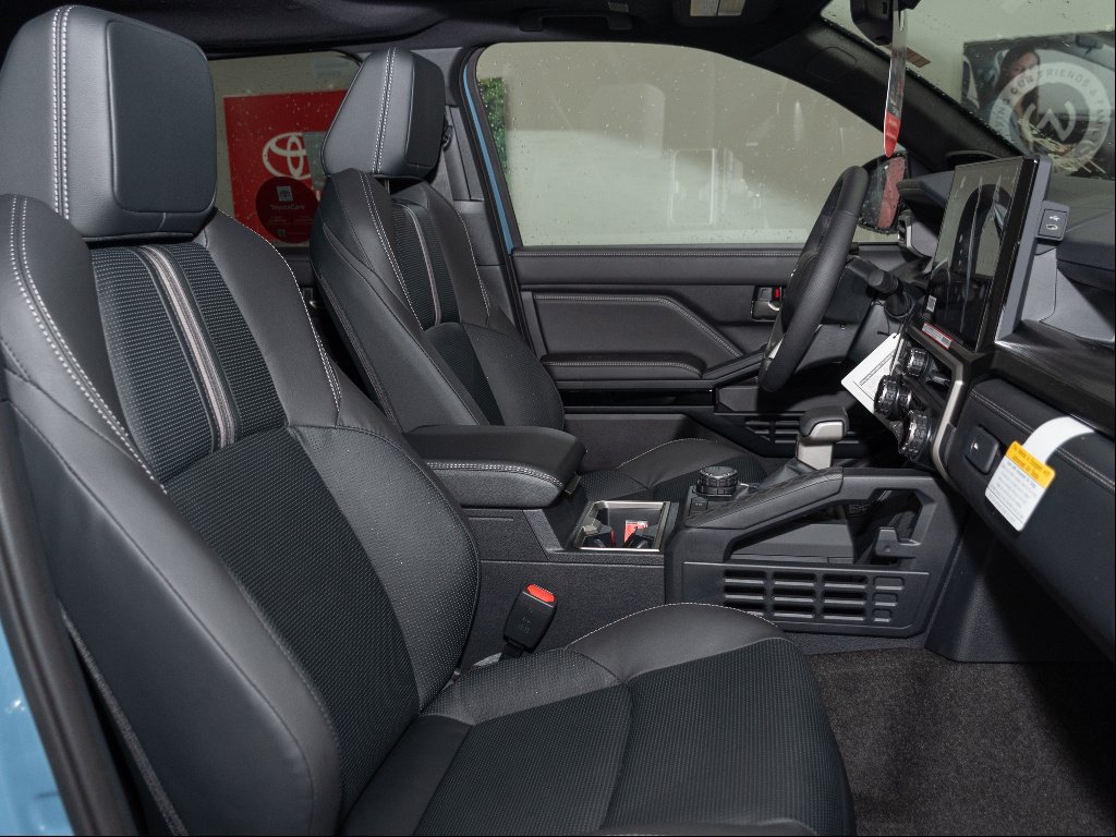 2026 Toyota 4Runner Limited - Photo 27