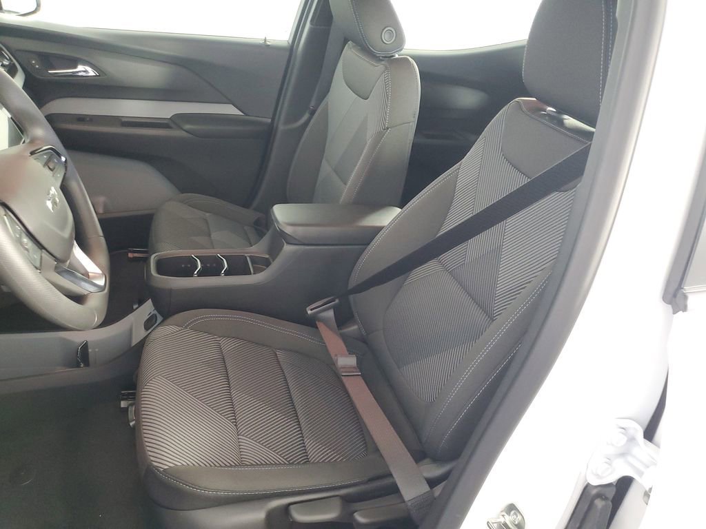 New 2027 Summit White Chevrolet LT image 12