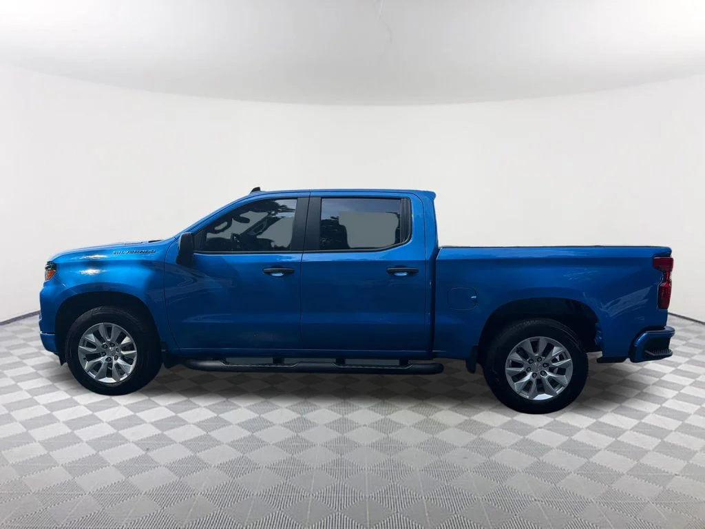 Used 2025 Blue Chevrolet Custom image 8