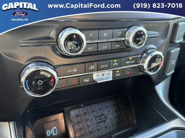 Used 2024 Silver Ford XLT image 29