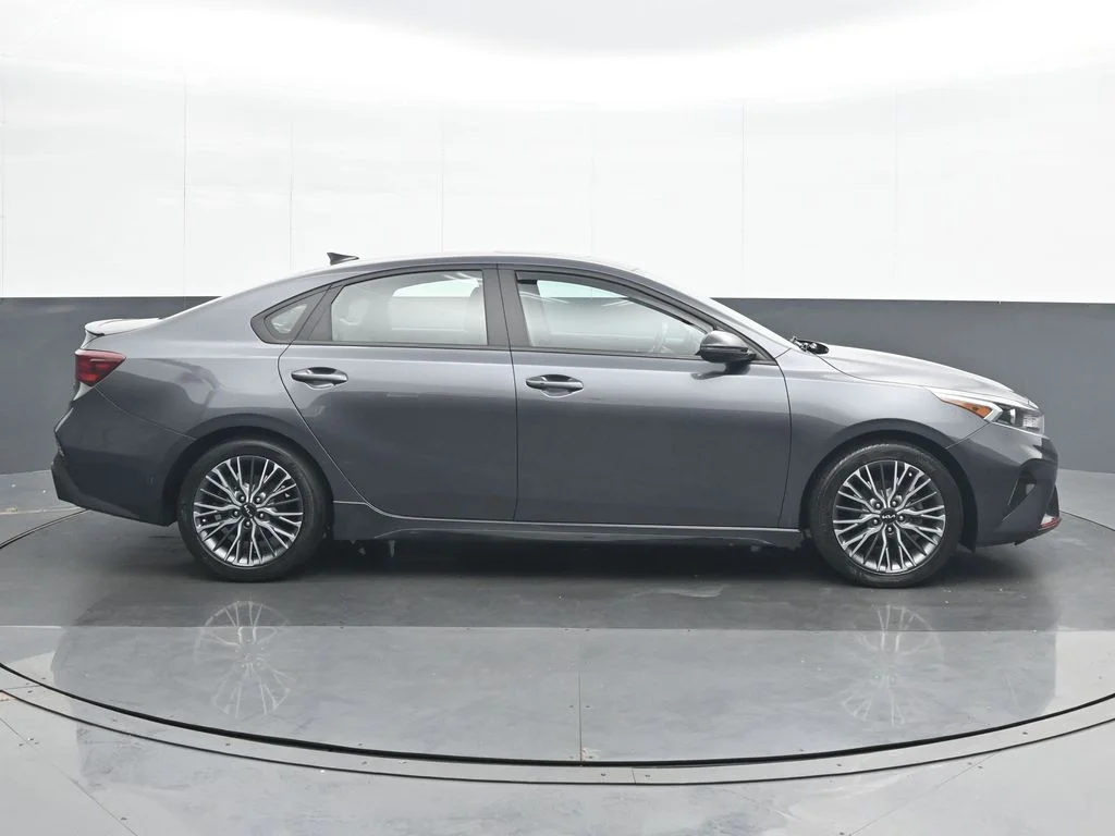 Used 2023 Gray Kia GT-Line image 7