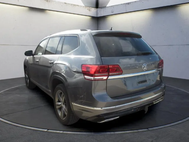 Used 2019 Platinum Gray Metallic Volkswagen 3.6L V6 SE image 4
