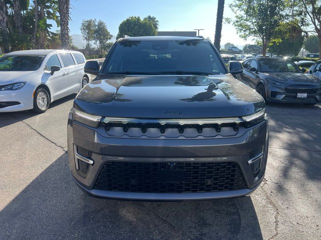 2026 Jeep Grand Wagoneer Limited Reserve Black Appearance Edition