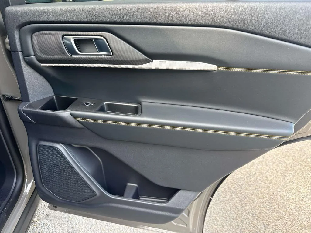 2026 Ford Explorer Tremor - Photo 26