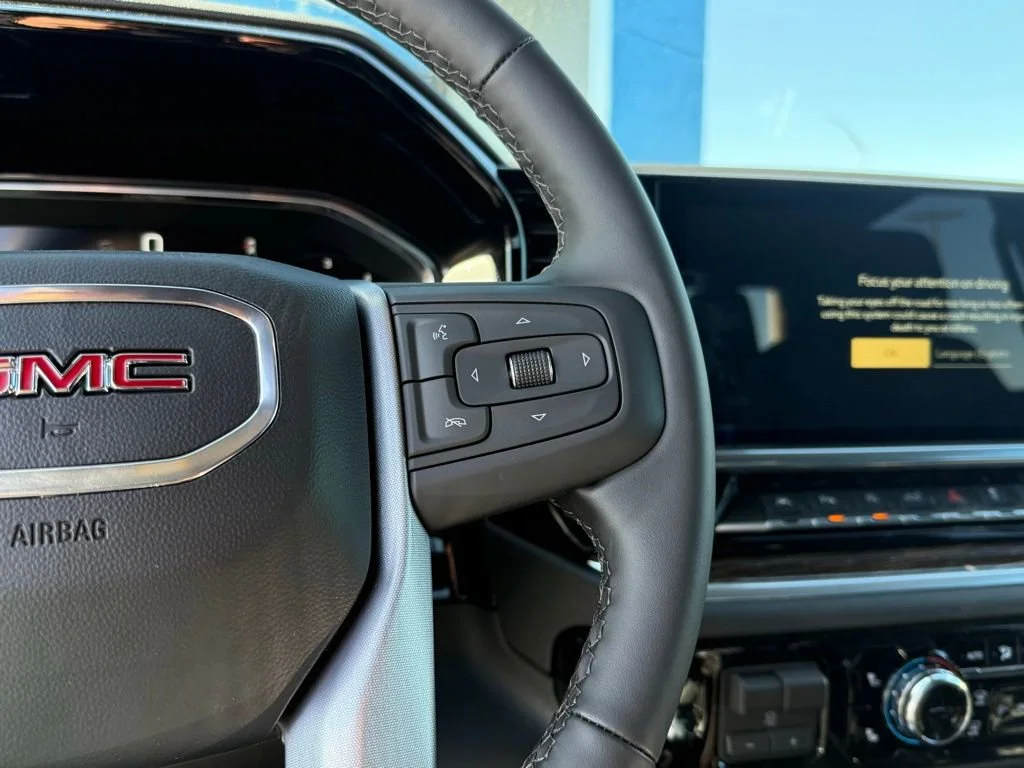 New 2026 Summit White GMC Elevation image 16