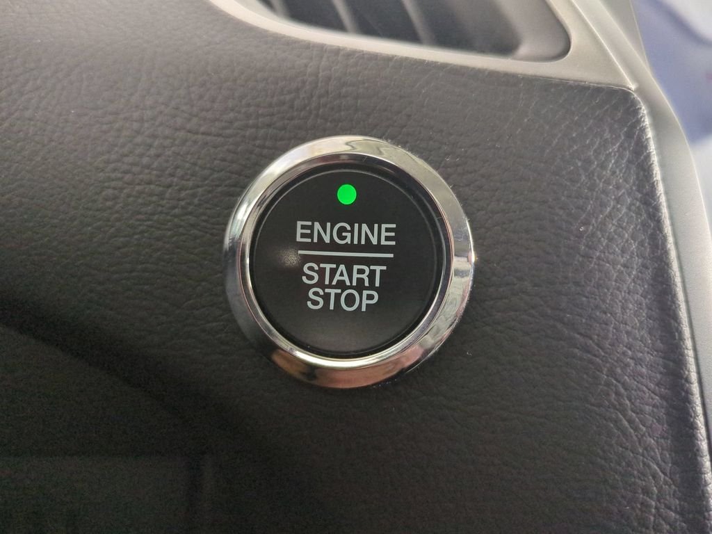 2024 Ford Edge SEL - Photo 35