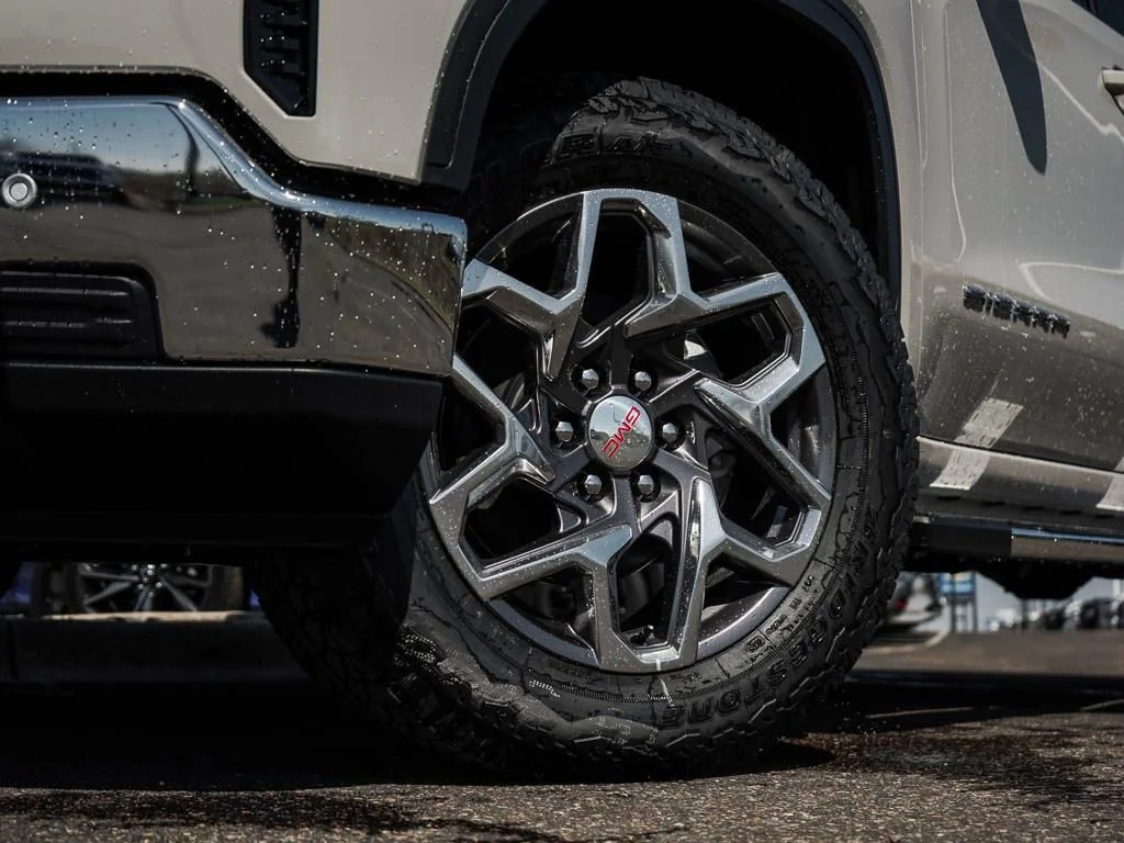 2026 GMC Sierra 1500 SLE - Photo 6
