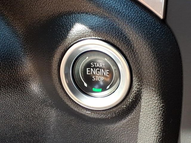 Used 2024 Summit White Chevrolet Custom image 23