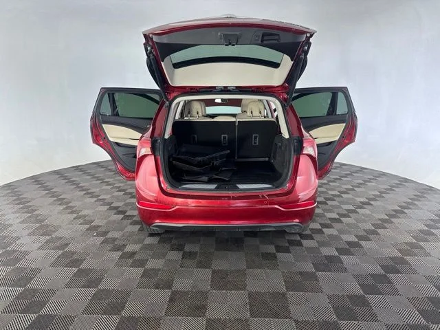 Used 2019 Red Buick Essence image 18