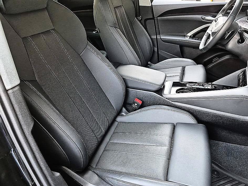 Used 2025 Black Audi Premium Plus image 34