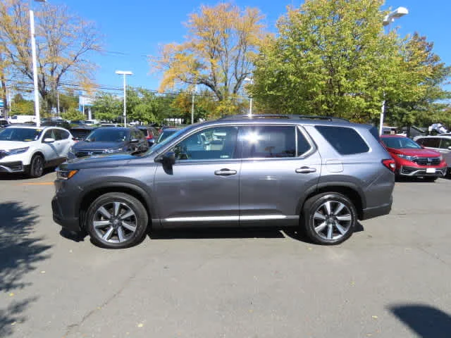 Certified Used 2023 Modern Steel Metallic Honda Touring image 3