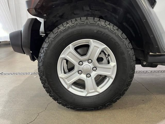 Used 2020 White Jeep Unlimited Sport S image 21
