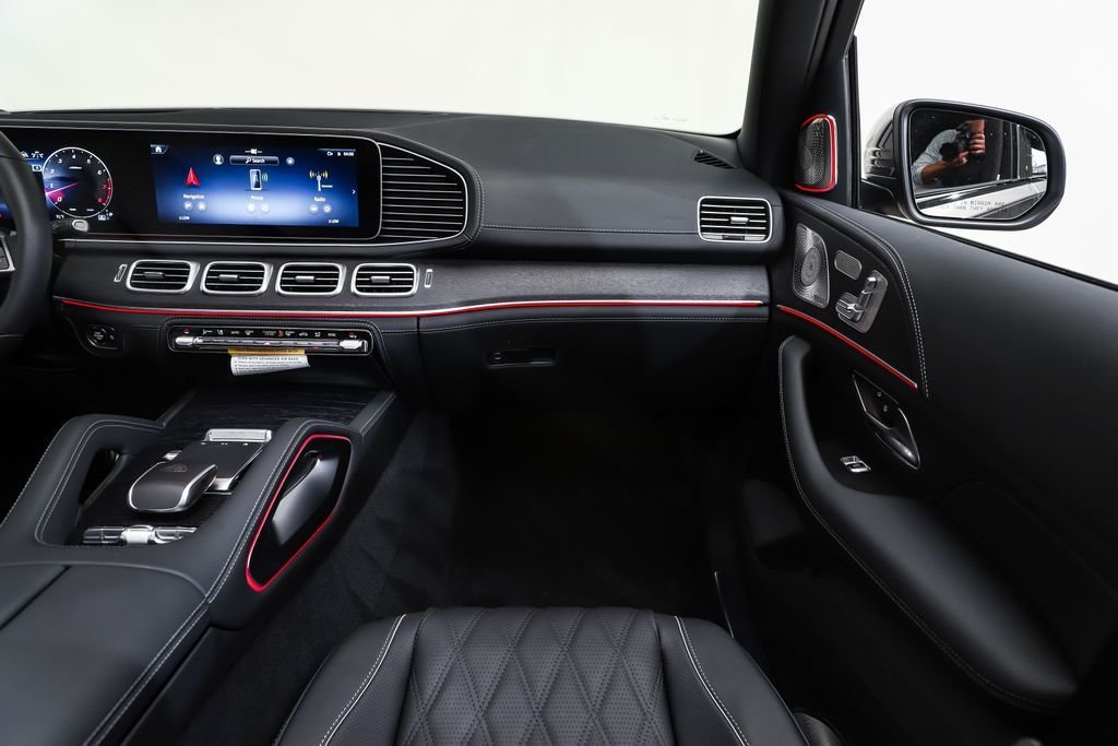 New 2026 Obsidian Black Mercedes-Benz Maybach GLS 600 image 21