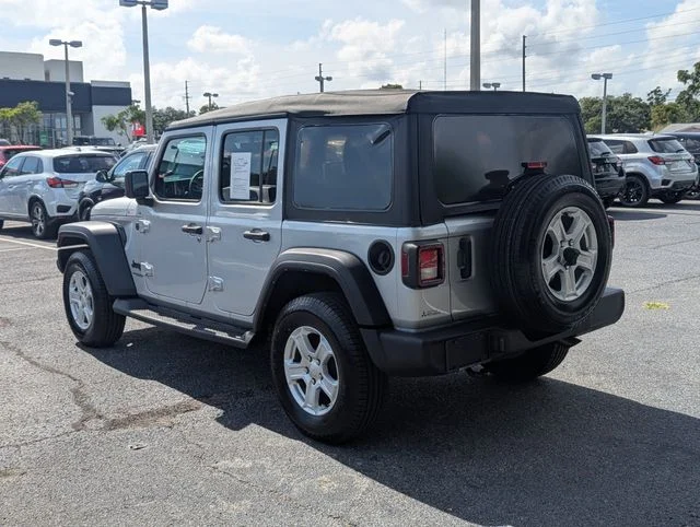Certified Used 2022 Silver Jeep Unlimited Sport S image 8