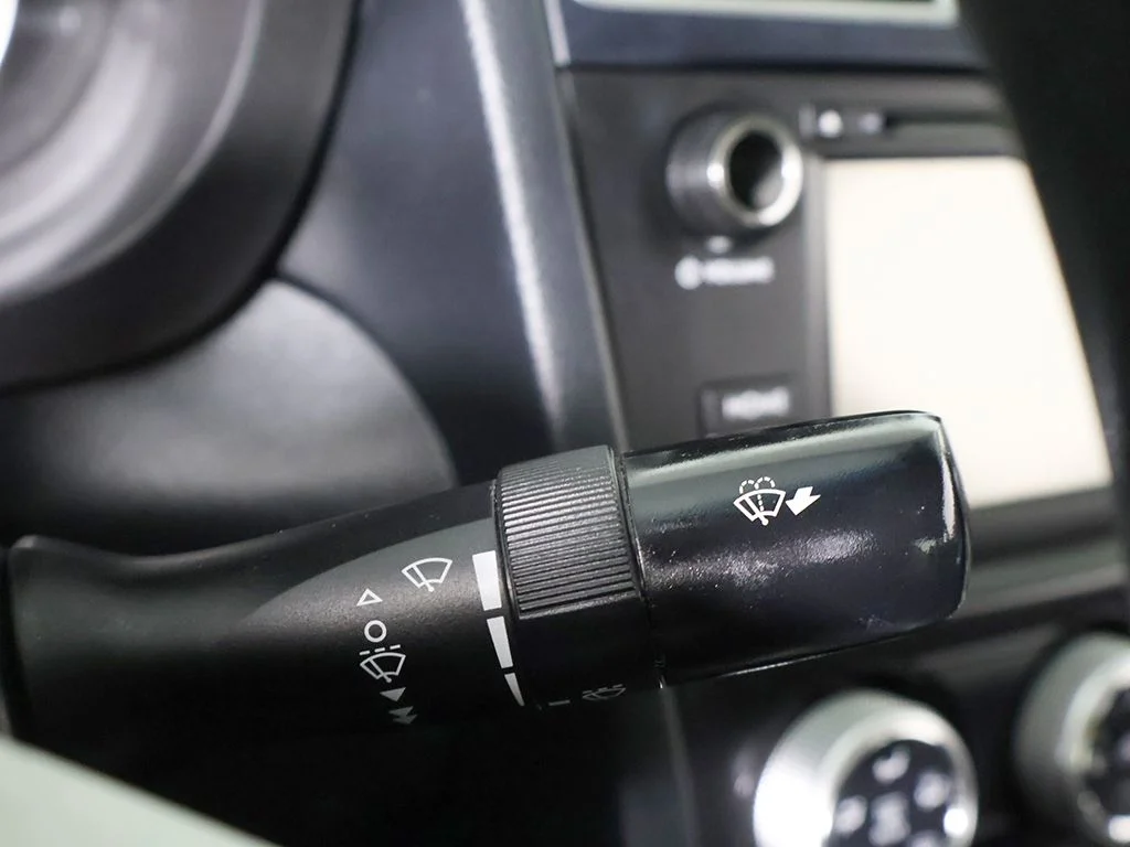 Used 2015 Red Subaru 2.0i image 32