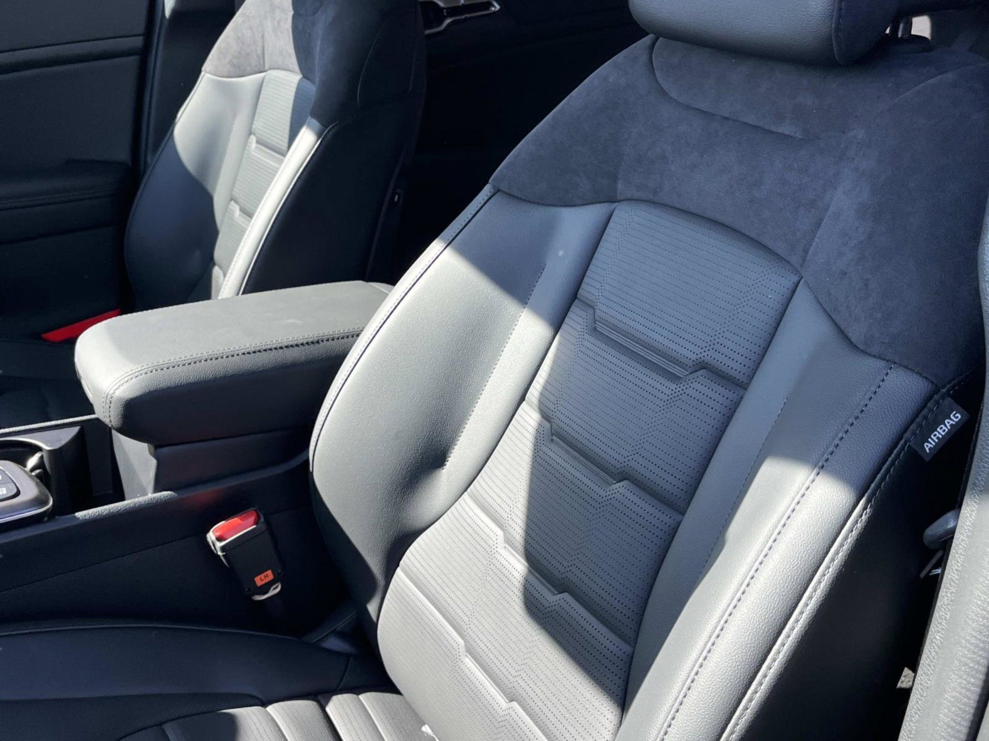 New 2026 Ebony Black Kia SX Prestige image 25
