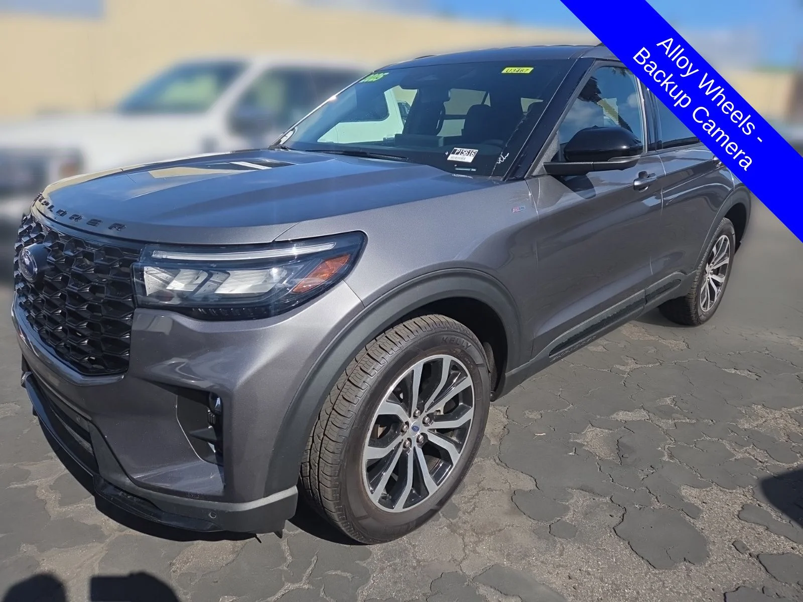 2025 Ford Explorer ST-LINE 4WD (PL535)'s photo