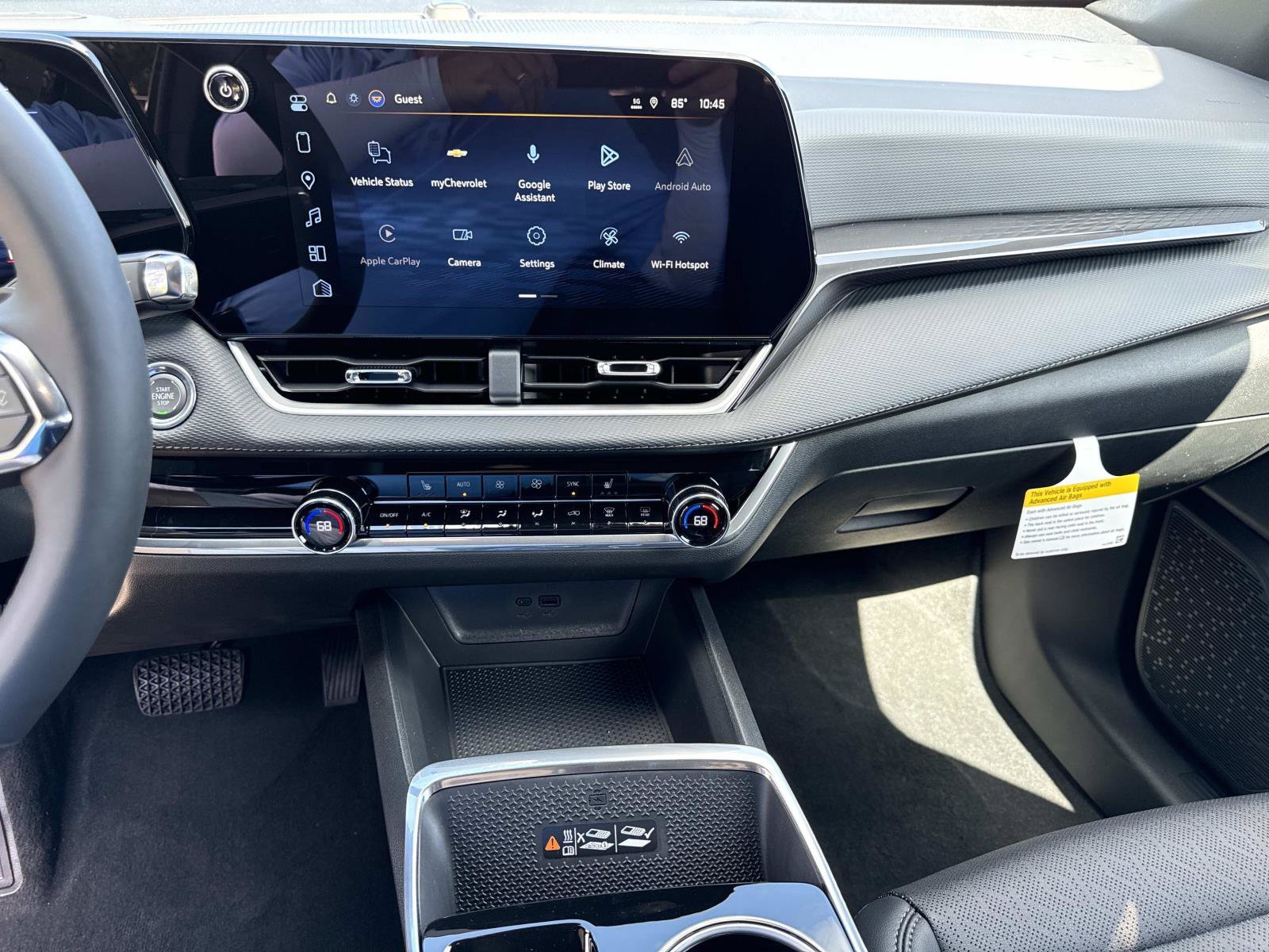 2027 Chevrolet Equinox LT - Photo 22