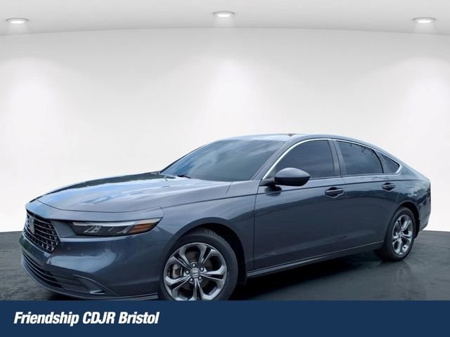 Used 2023 Gray Honda EX image 1