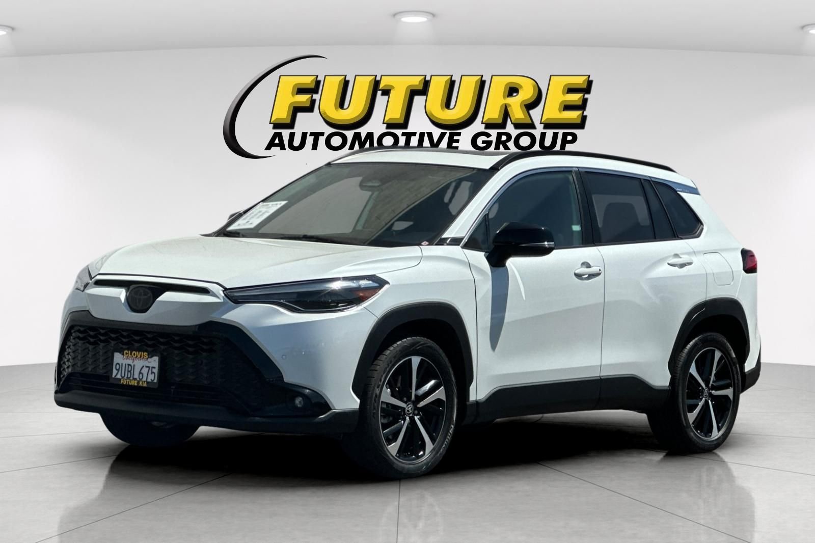 Used 2025 Beige Toyota Hybrid XSE image 8